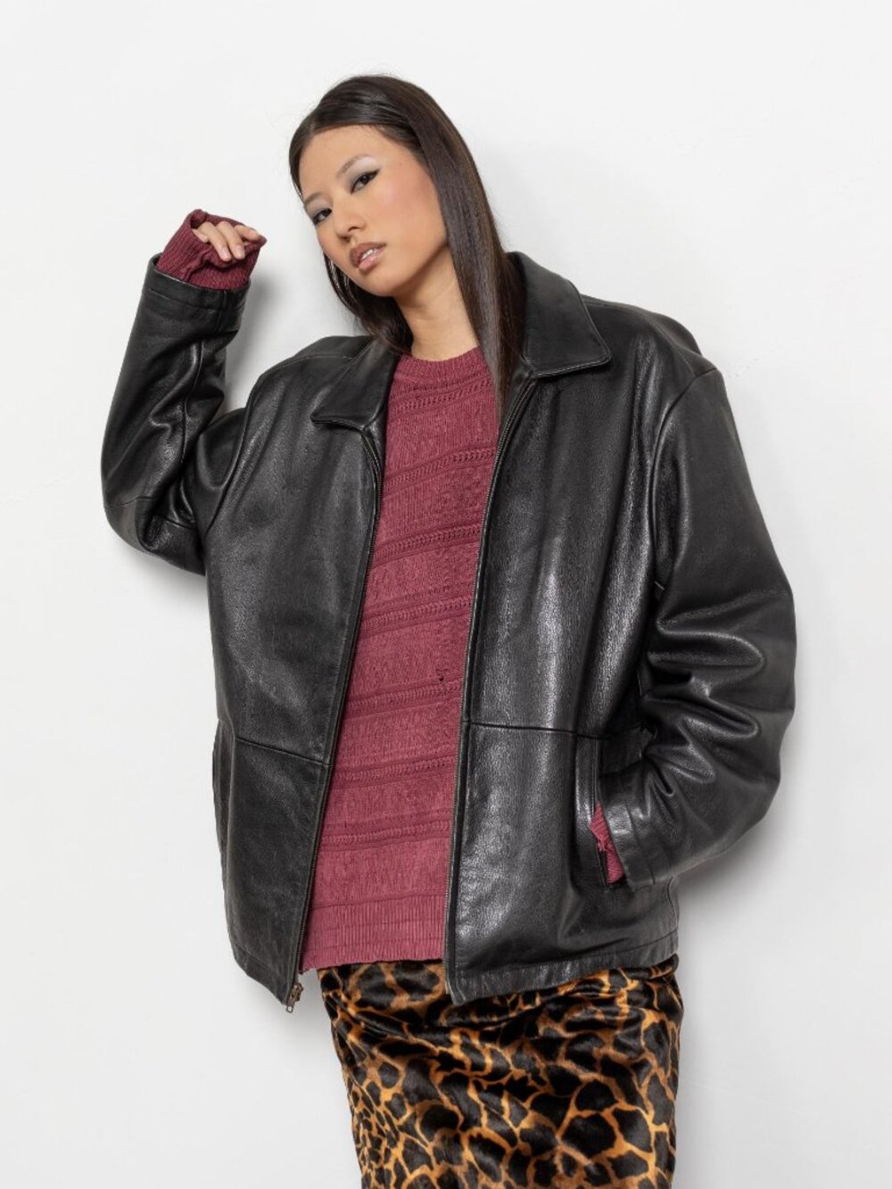BLACK LEATHER Jacket Vintage Oversize Boxy Streetwear Menswear / Medium